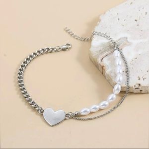 Fashion Pearl & Silver Heart Bracelet